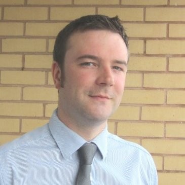 Dr Peter Thomas